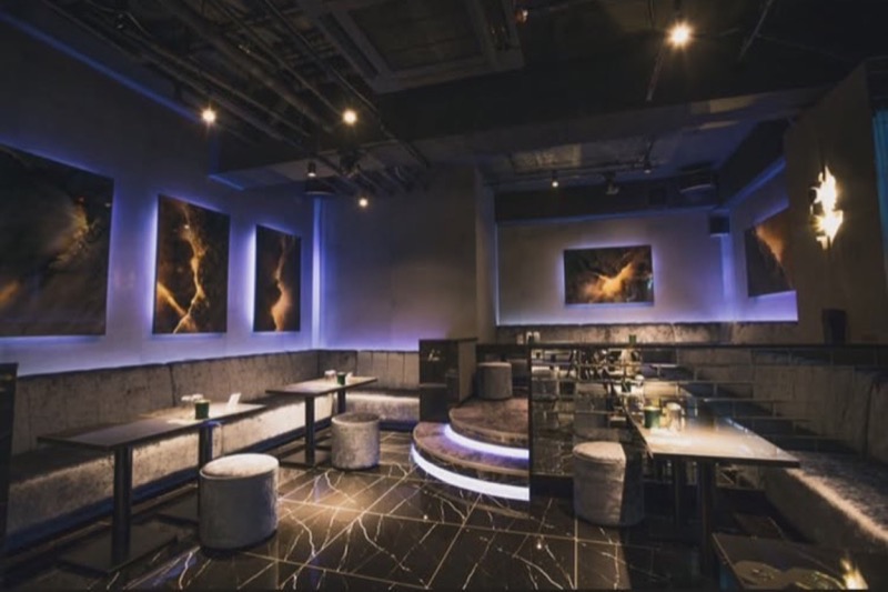 CHRONO 店内 メインフロア